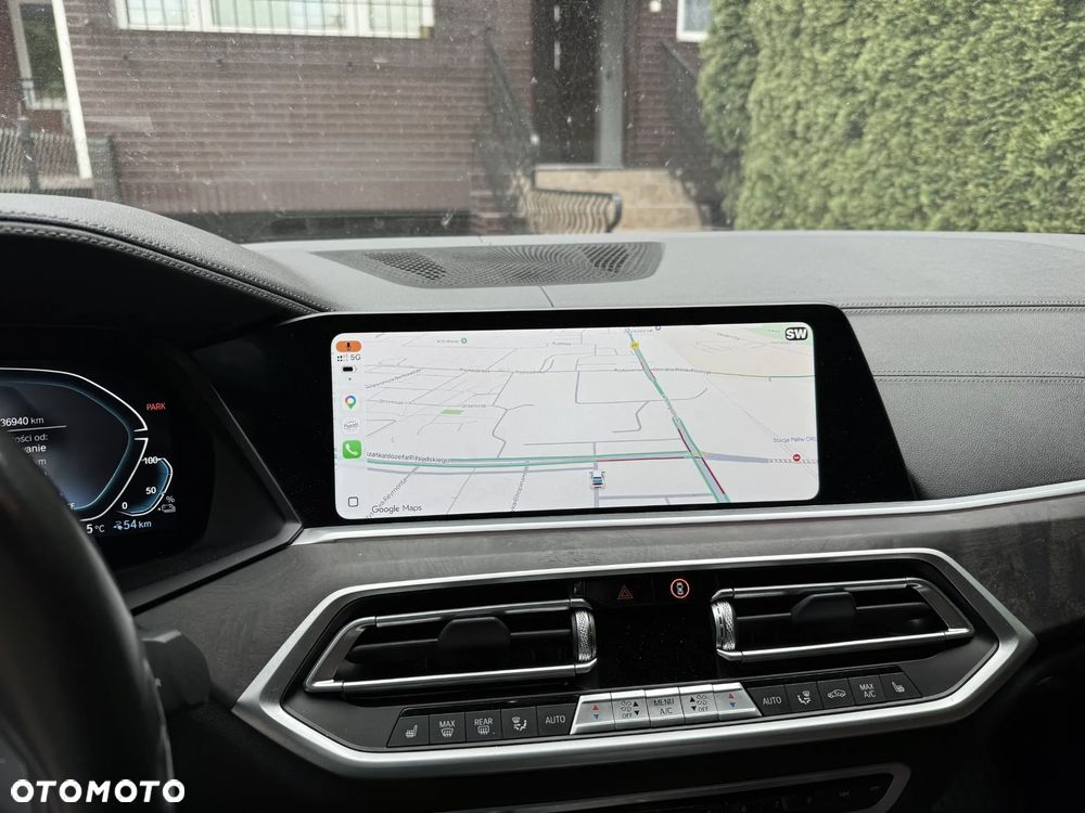 BMW X5 xDrive45e - 10