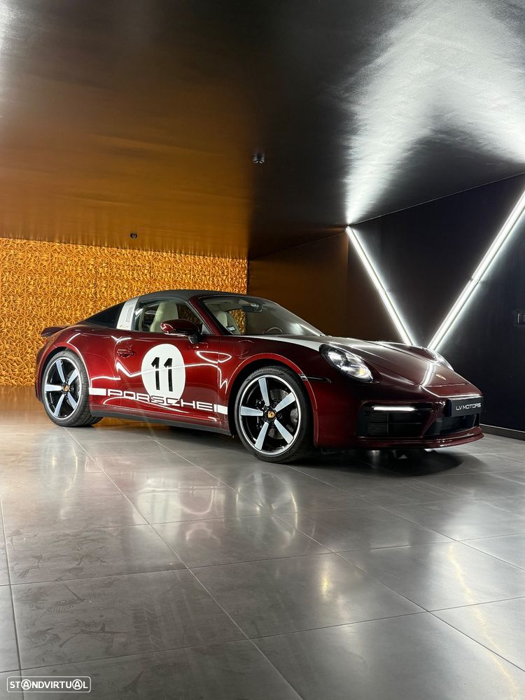Porsche 911 (992) Targa 4S Heritage Design - 15