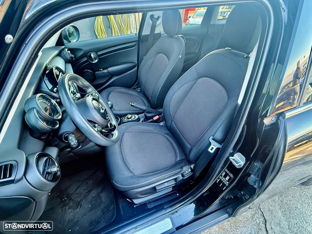 MINI 5 Portas Cooper D - 8