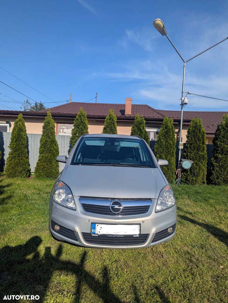 Opel Zafira 1.6i Enjoy - 1