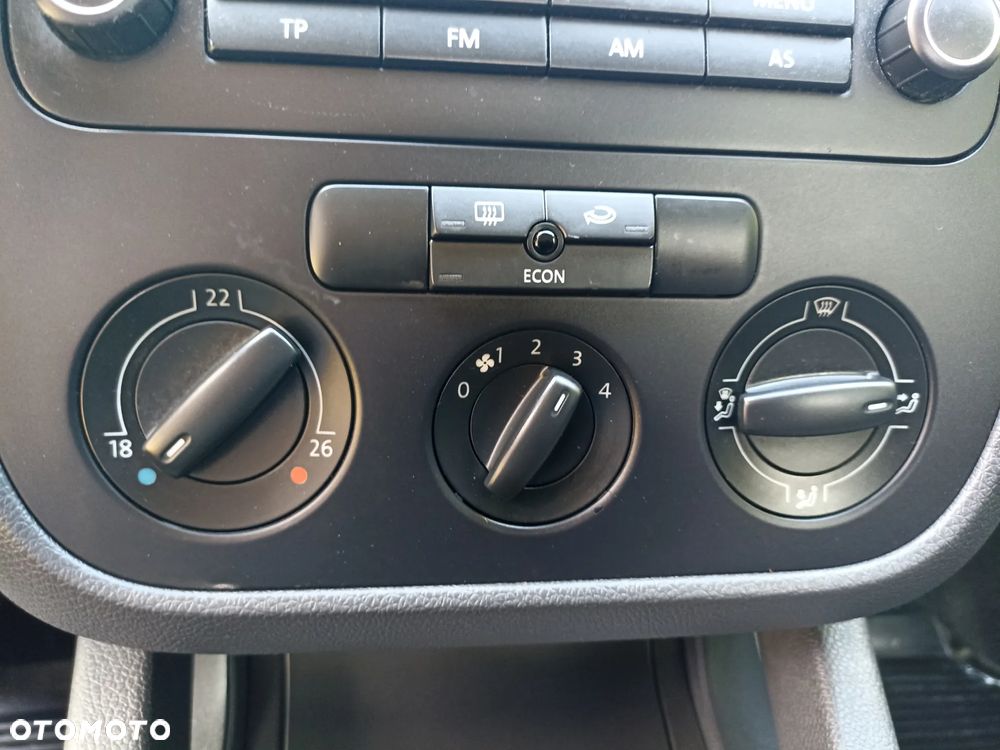 Volkswagen Golf - 20
