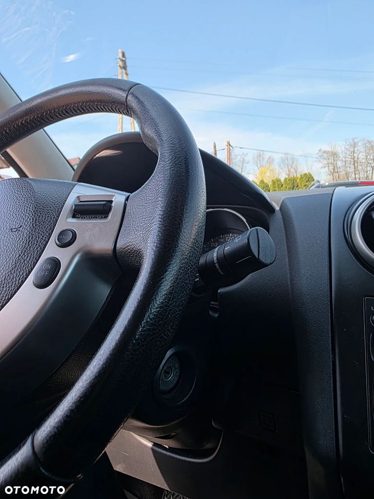 Nissan Qashqai 2.0 4 x 4 visia - 30