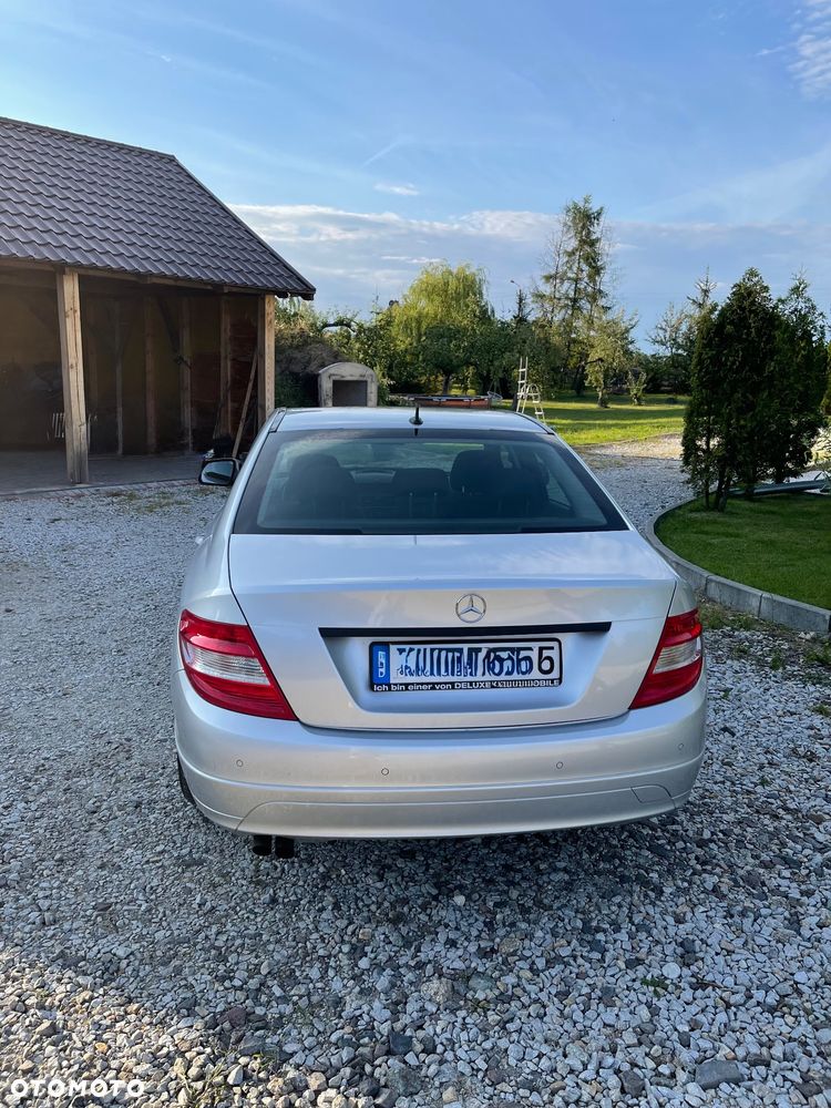 Mercedes-Benz Klasa C 180 Kompressor Classic - 4