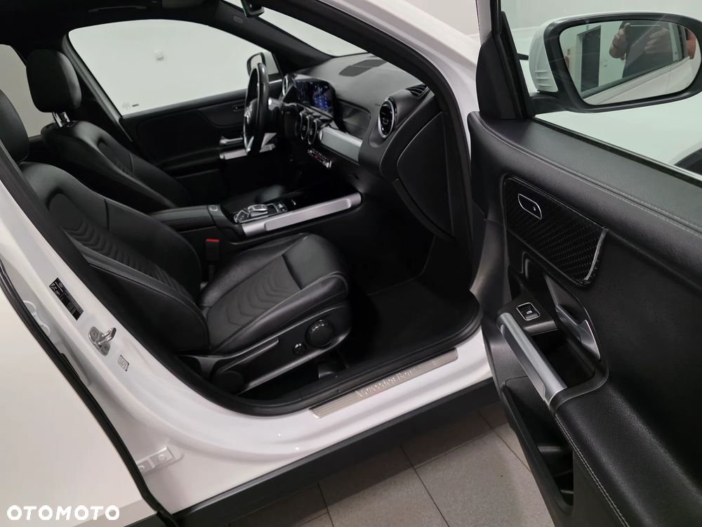 Mercedes-Benz GLB 200 d 8G-DCT Edition AMG Line - 31