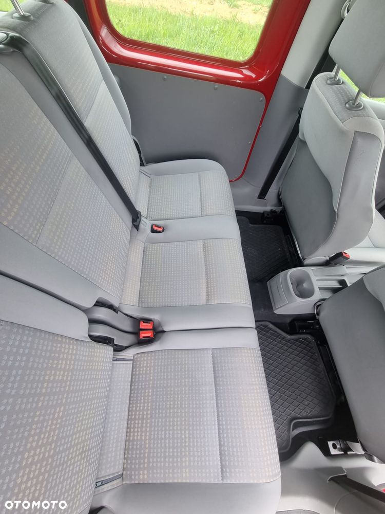 Volkswagen Caddy - 14