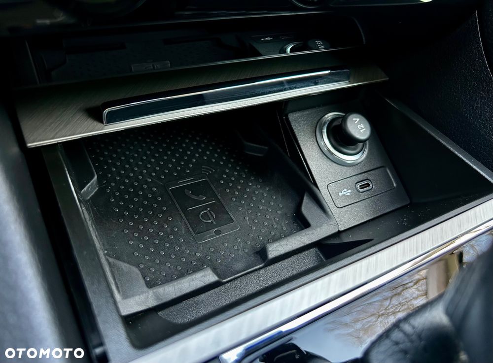 Skoda Superb 2.0 TDI SCR 4x4 L&K DSG - 23