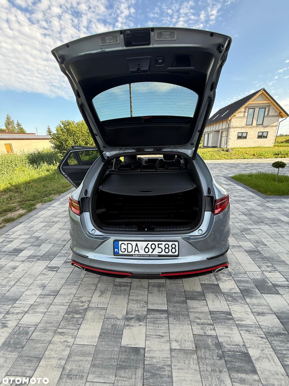 Kia ProCeed 1.6 T-GDI GT DCT - 11