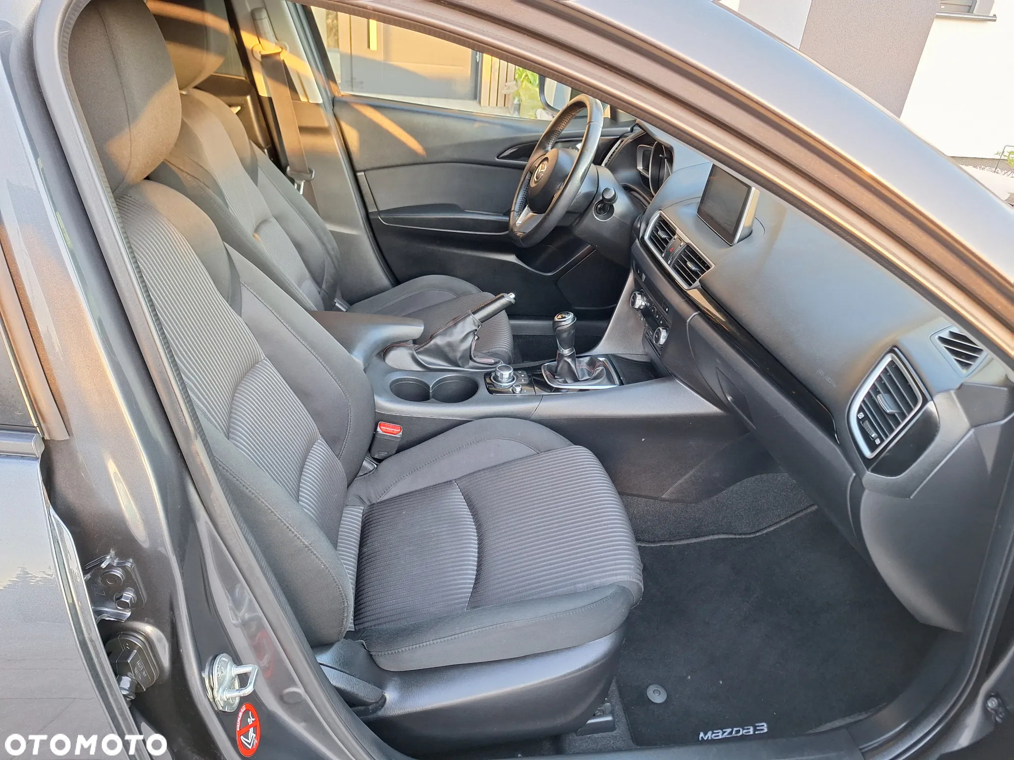 Mazda 3 - 9