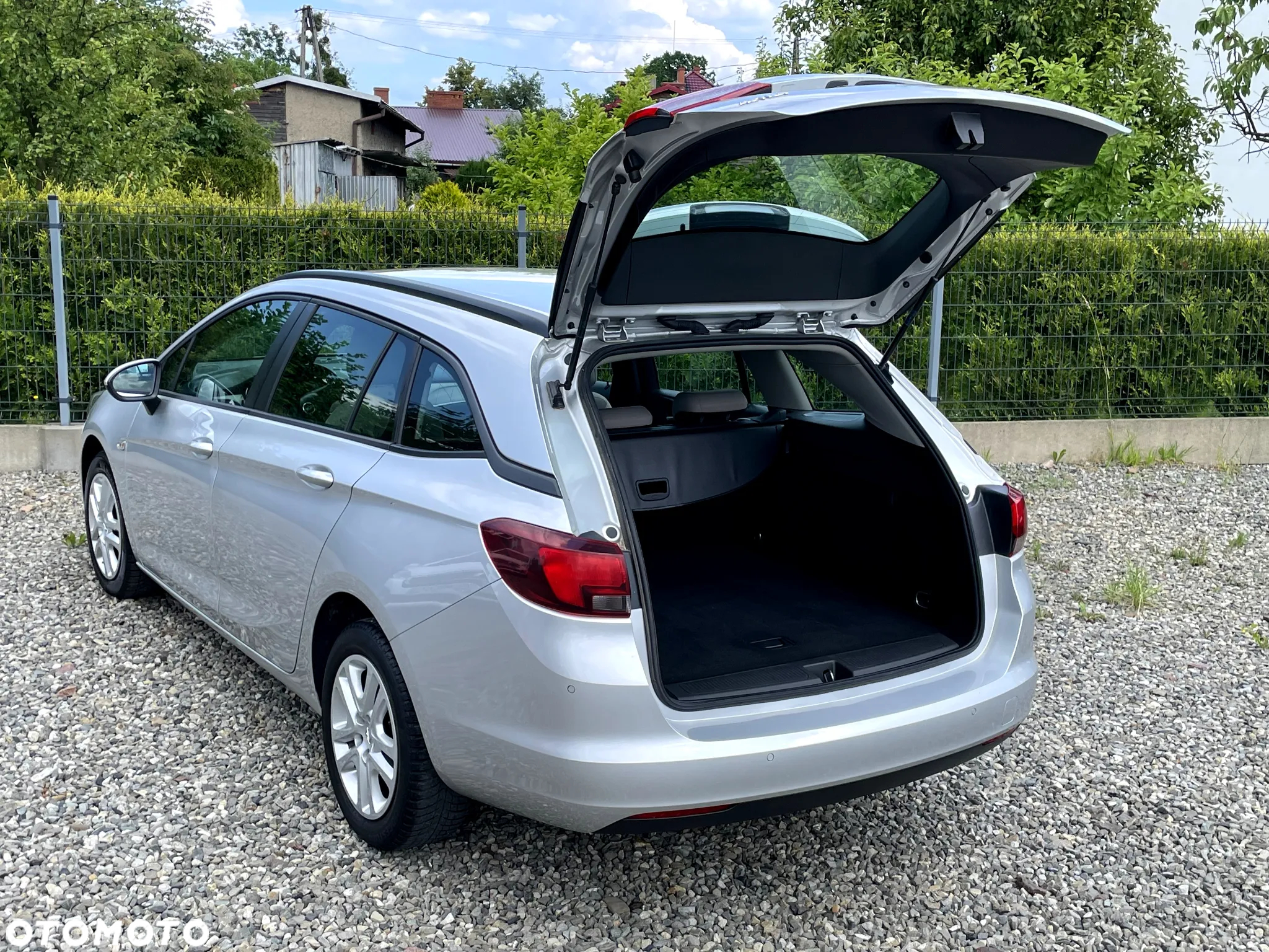 Opel Astra IV 1.6 CDTI Sport - 26