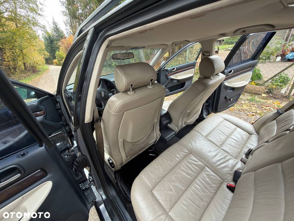 Audi A4 Avant 2001 photo 4