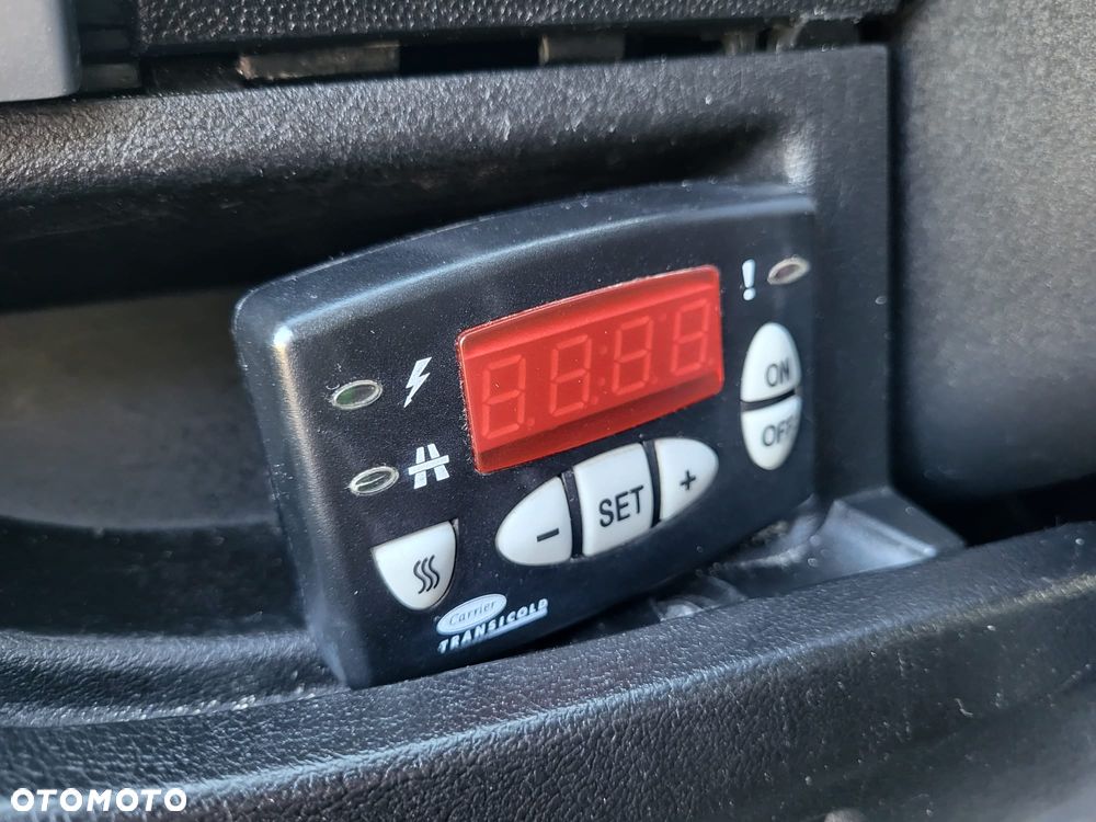 Fiat Ducato 18r 2.3 JTD 130KM Izoterma Chłodnia Mroźnia KLIMA Food Truck Sklep KONIOWÓZ - 21