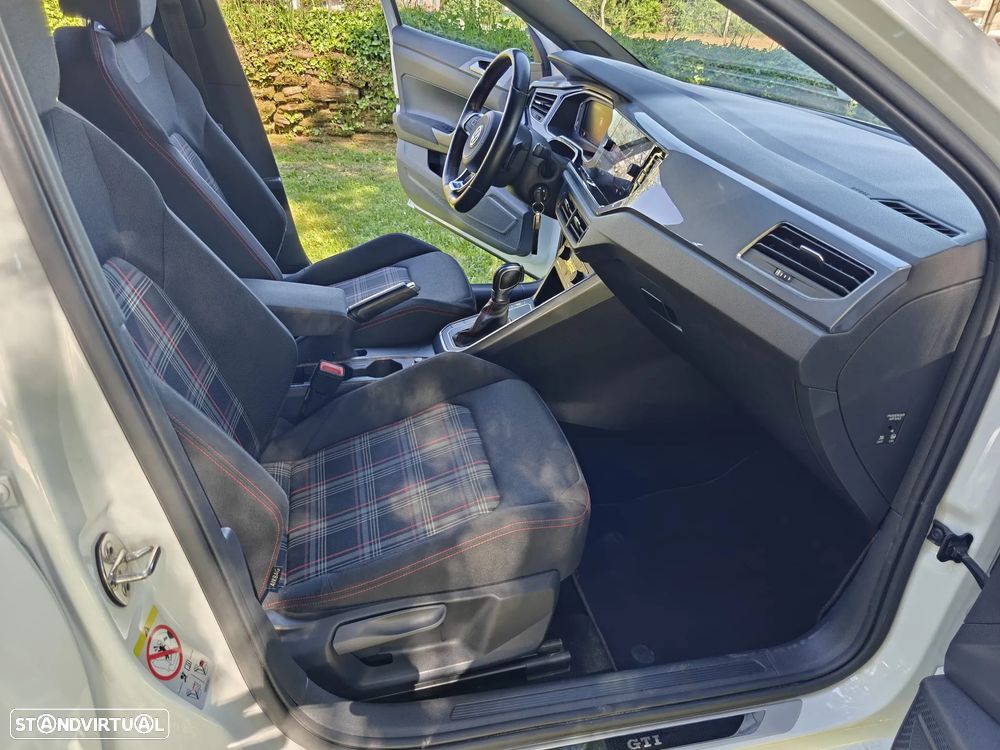 VW Polo 2.0 TSI GTI DSG - 17
