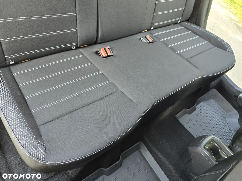 Dacia Duster 1.6 SCe Prestige - 34