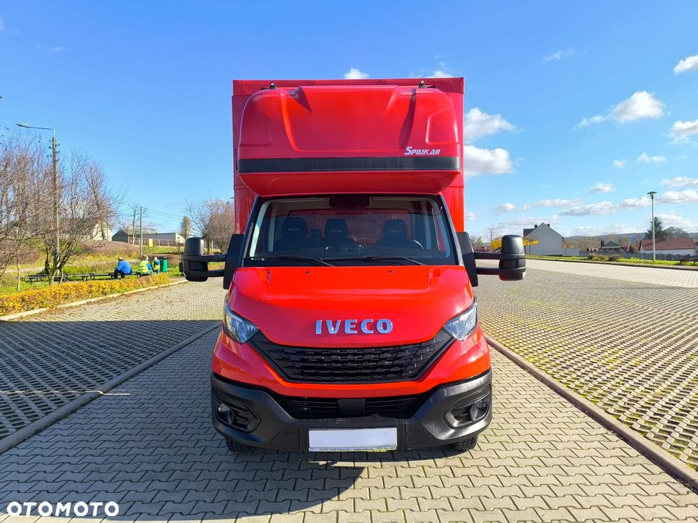 Iveco Daily 50C18 Plandeka, 12 Palet, Sypialnia, Firana+Drzwi z tyłu. - 2