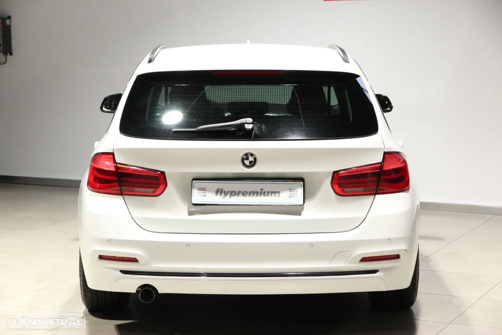 BMW 318 d Touring Line Sport Shadow Auto - 4