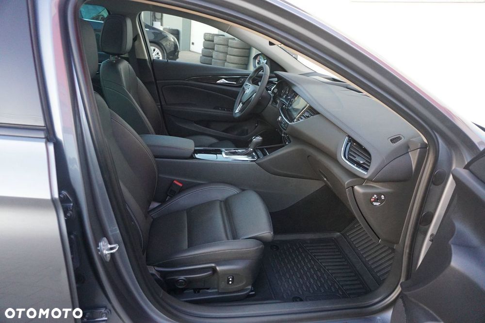Opel Insignia 1.5 Direct InjectionT Business Innovation - 24