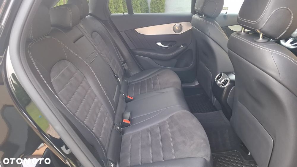 Mercedes-Benz GLC 200 d 4Matic 9G-TRONIC AMG Line Plus - 14
