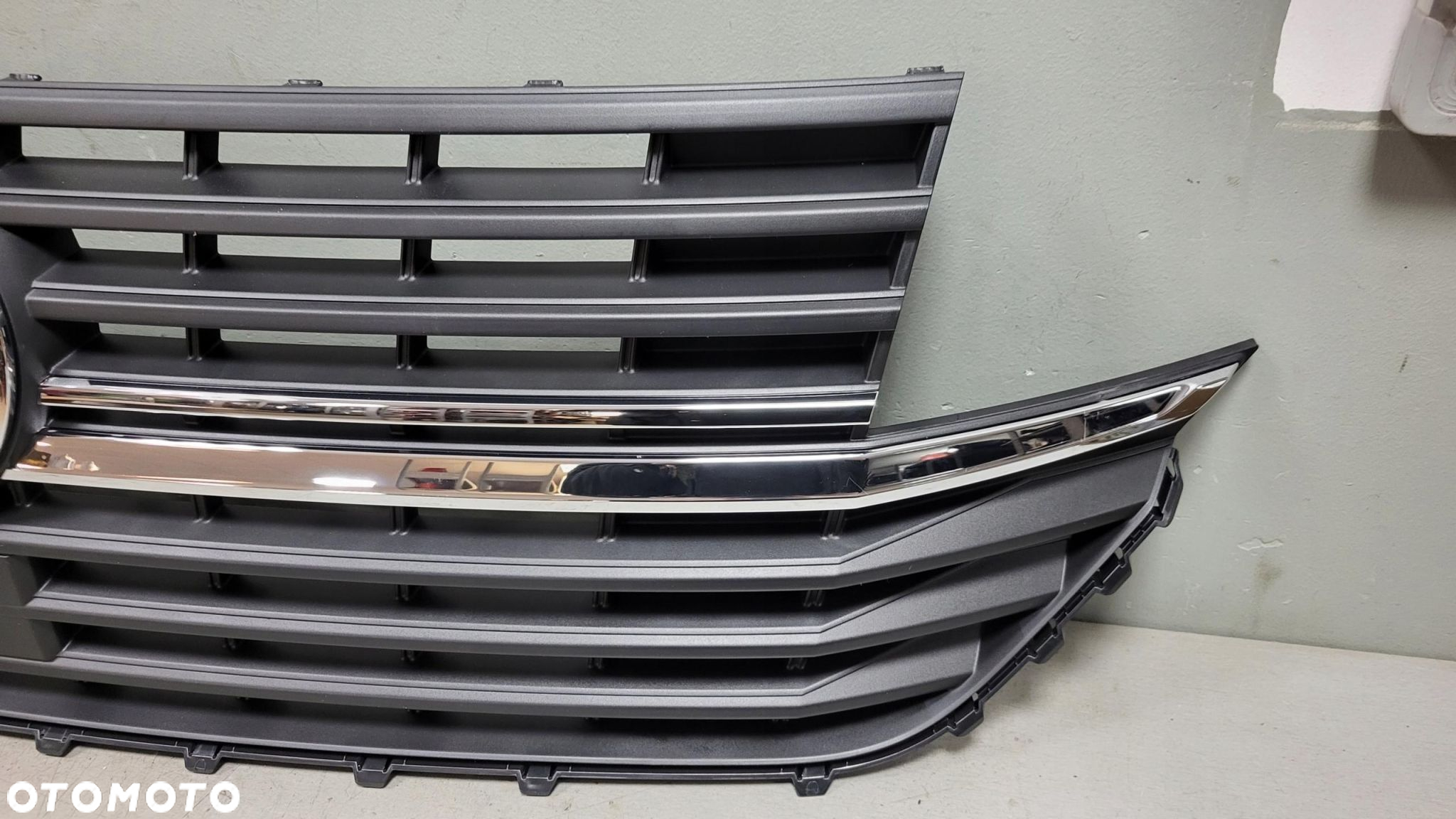 Grill Atrapa Chłodnicy Volkswagen Transporter T6 Lift 7LA853653J - 4