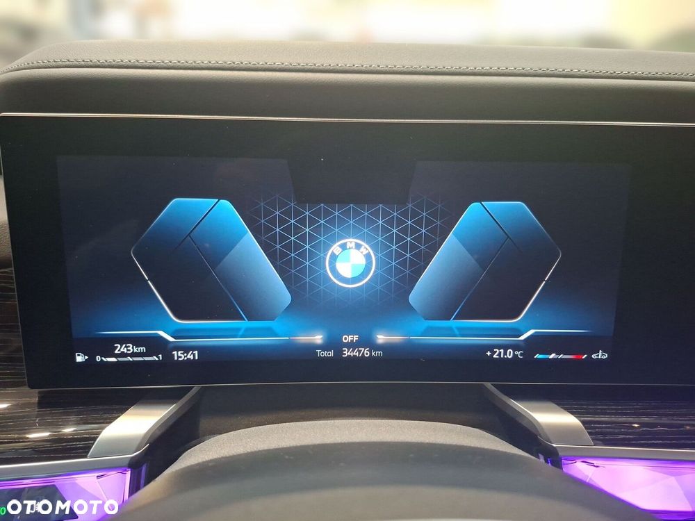 BMW Seria 7 - 16