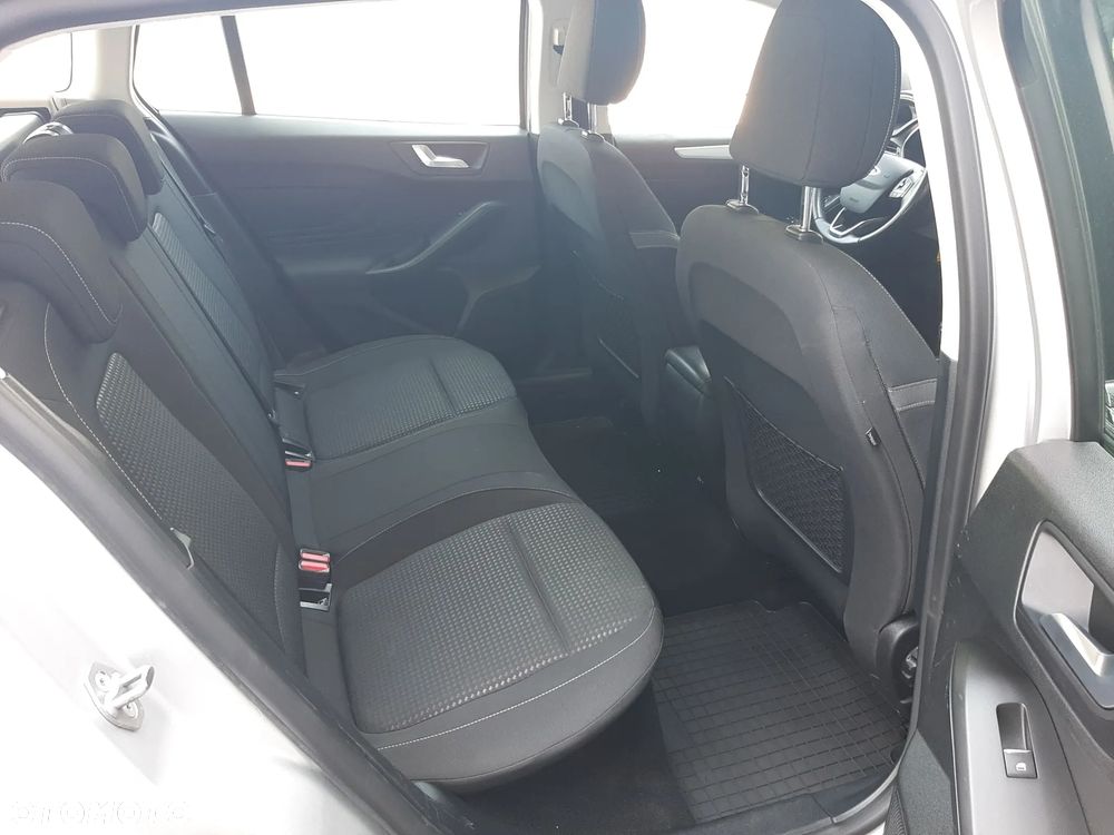 Ford Focus 1.5 EcoBlue SCR Trend - 16
