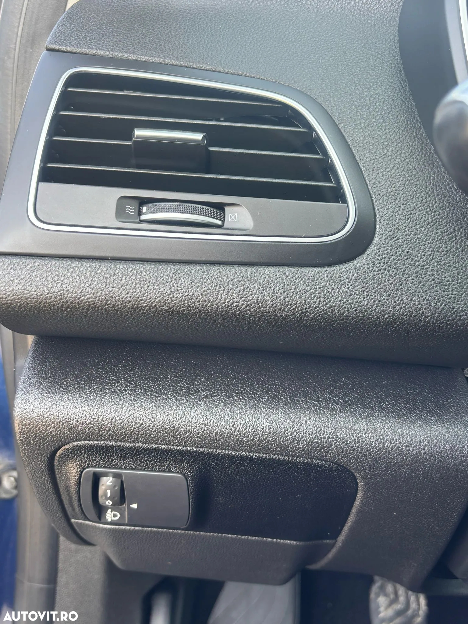 Renault Megane ENERGY dCi 110 ECO2 EXPERIENCE - 17