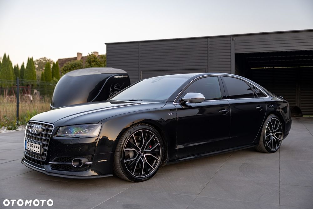 Audi S8 - 5