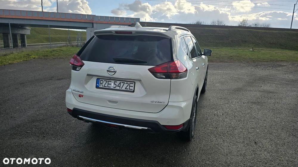 Nissan Rogue - 14