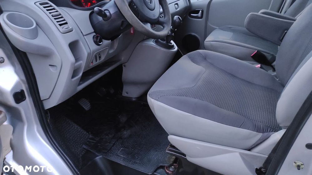Opel Vivaro L2H1 2.9t - 13