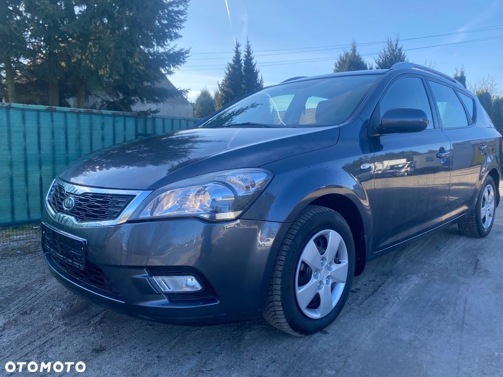 Kia Ceed 1.6 Crdi Comfort - 1