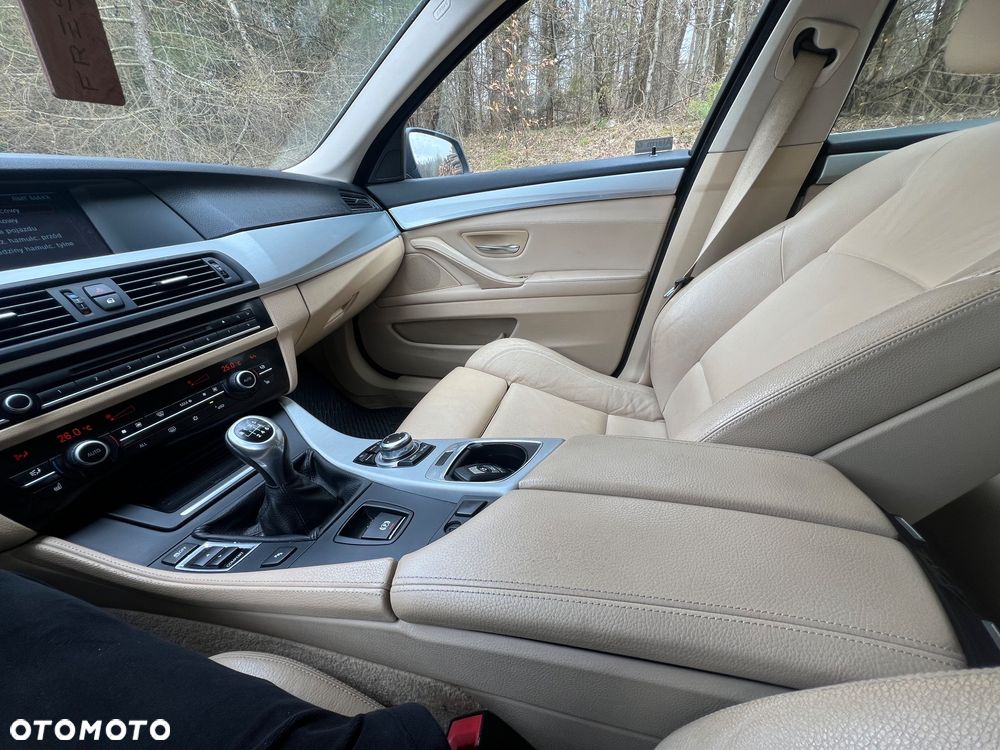 BMW Seria 5 - 10