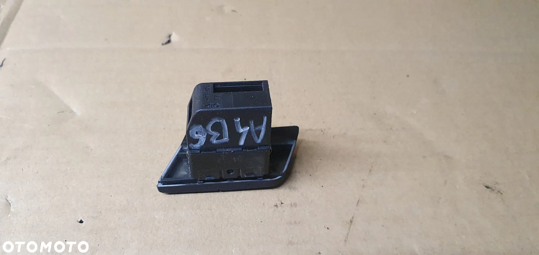 Przełącznik centralnego zamka blokady drzwi Audi A4 B6 8E1962107 - 3