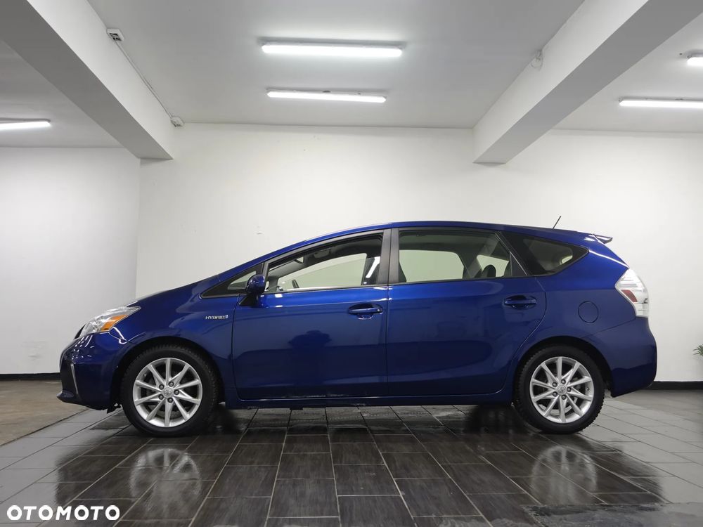 Toyota Prius (Hybrid) - 5