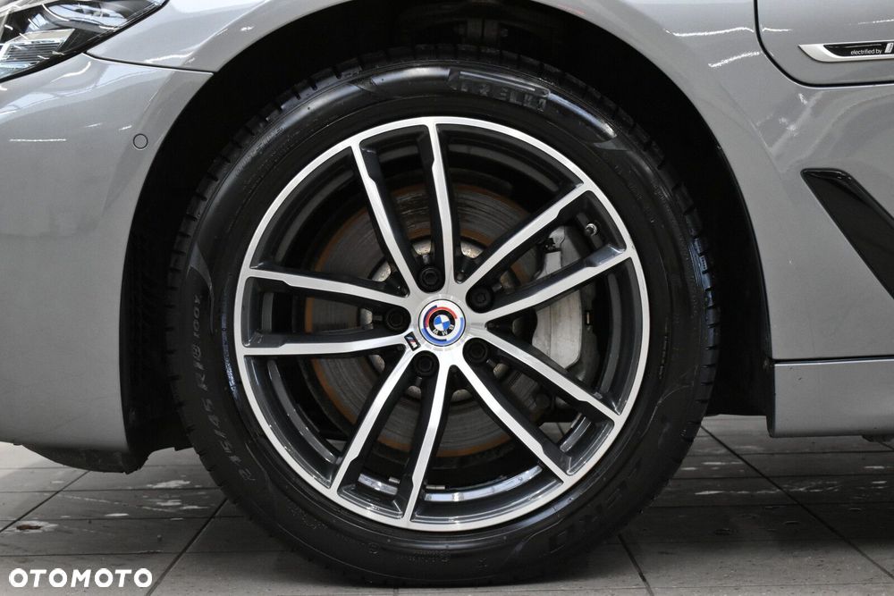 BMW Seria 5 530e xDrive M Sport sport - 6