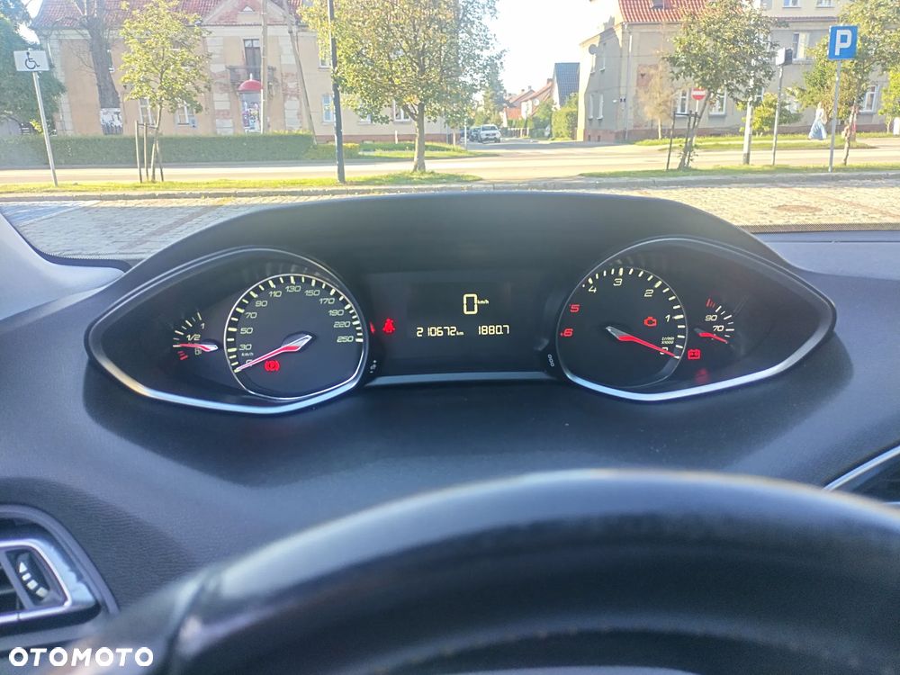 Peugeot 308 e-HDi 115 Stop & Start Allure - 10