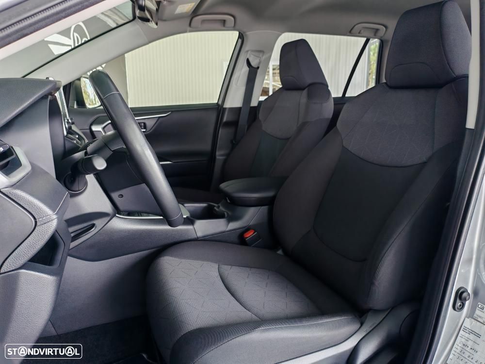 Toyota RAV4 2.5 HDF Exclusive - 8