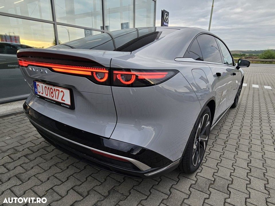 Mazda 6e - 25