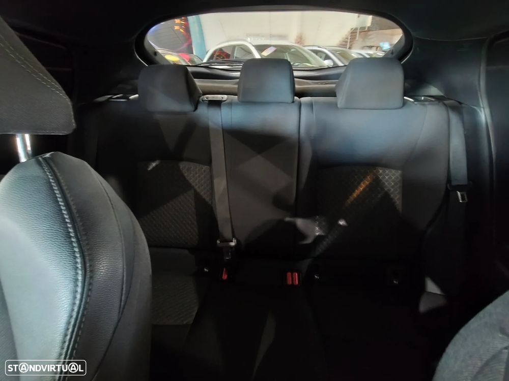Toyota C-HR 1.8 Hybrid Comfort - 7