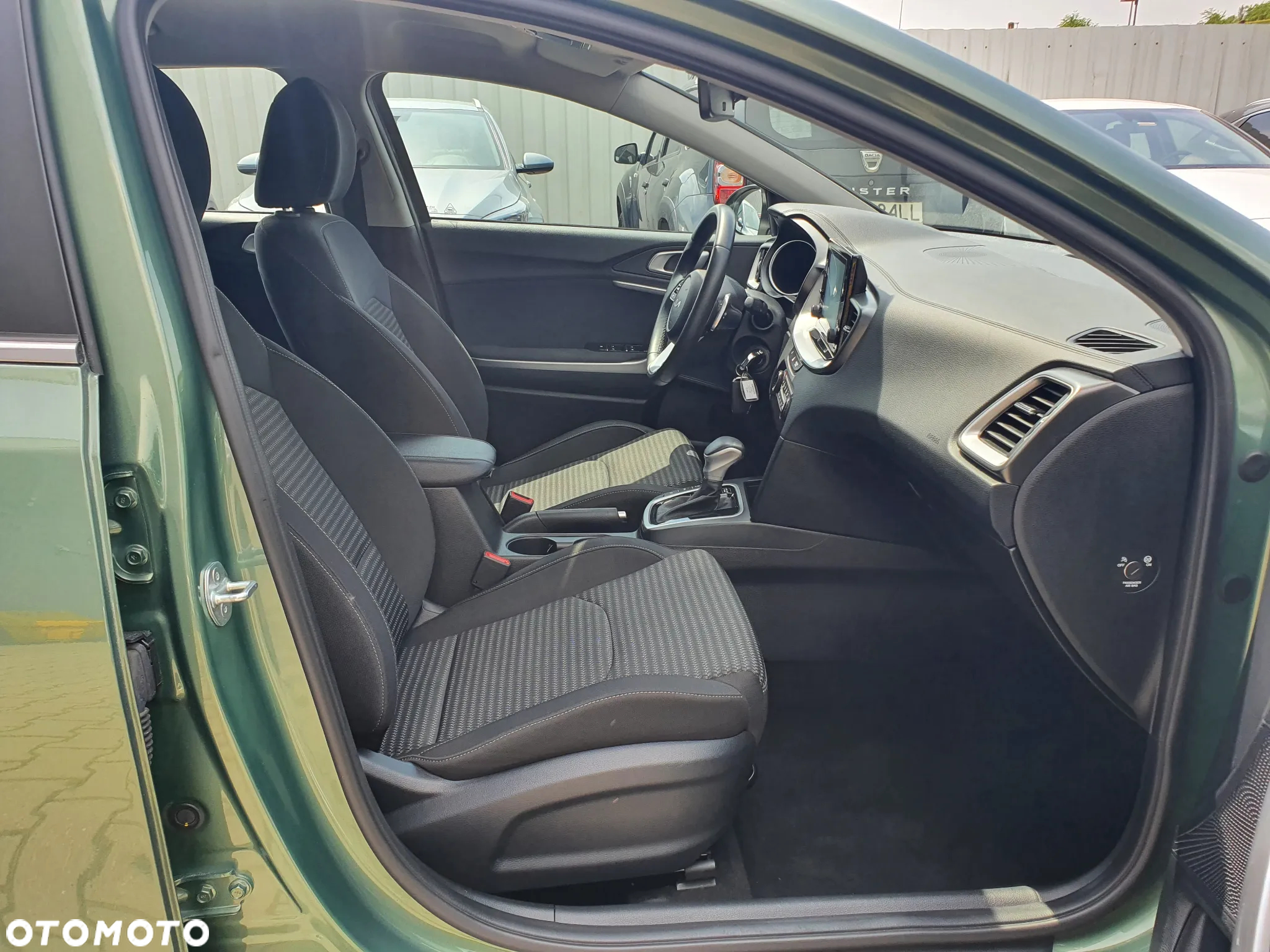 Kia Ceed 1.5 T-GDI M DCT - 24