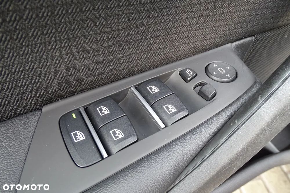 BMW Seria 5 - 21