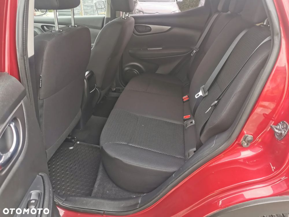 Nissan Qashqai 1.3 DIG-T Visia - 16