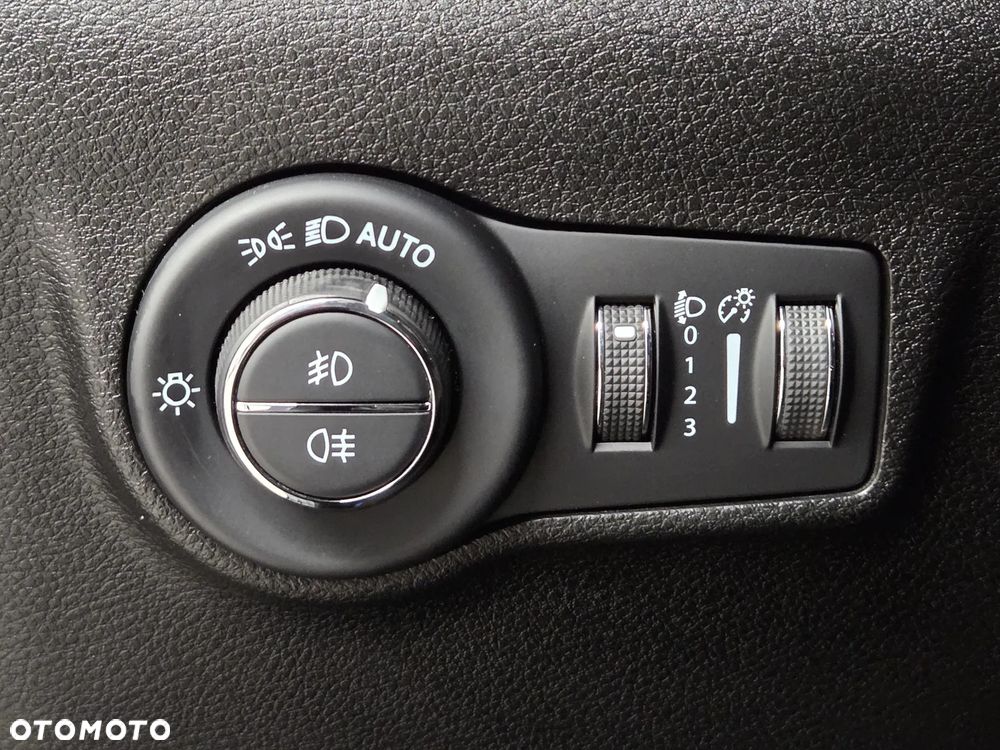 Jeep Compass 1.3 TMair Night Eagle FWD S&S - 27