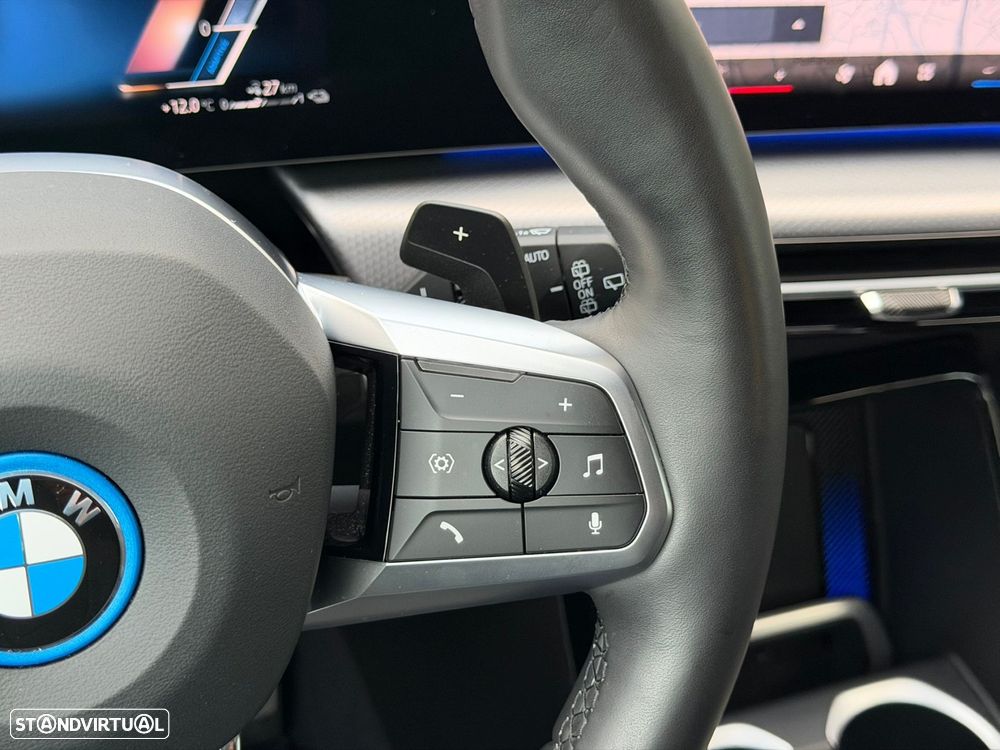 BMW X1 xDrive25e Pack Desportivo M - 36