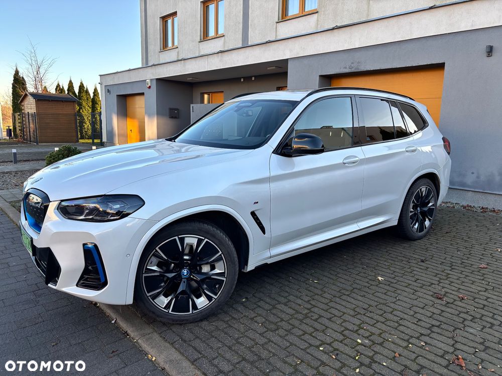BMW iX3 80kWh Impressive - 12