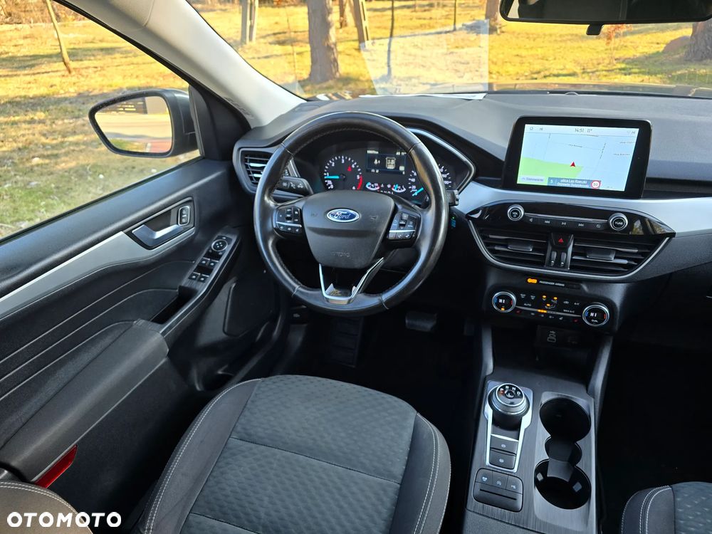 Ford Kuga - 27
