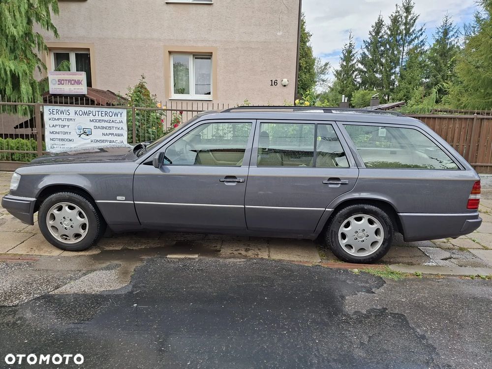 Mercedes-Benz Klasa E - 3
