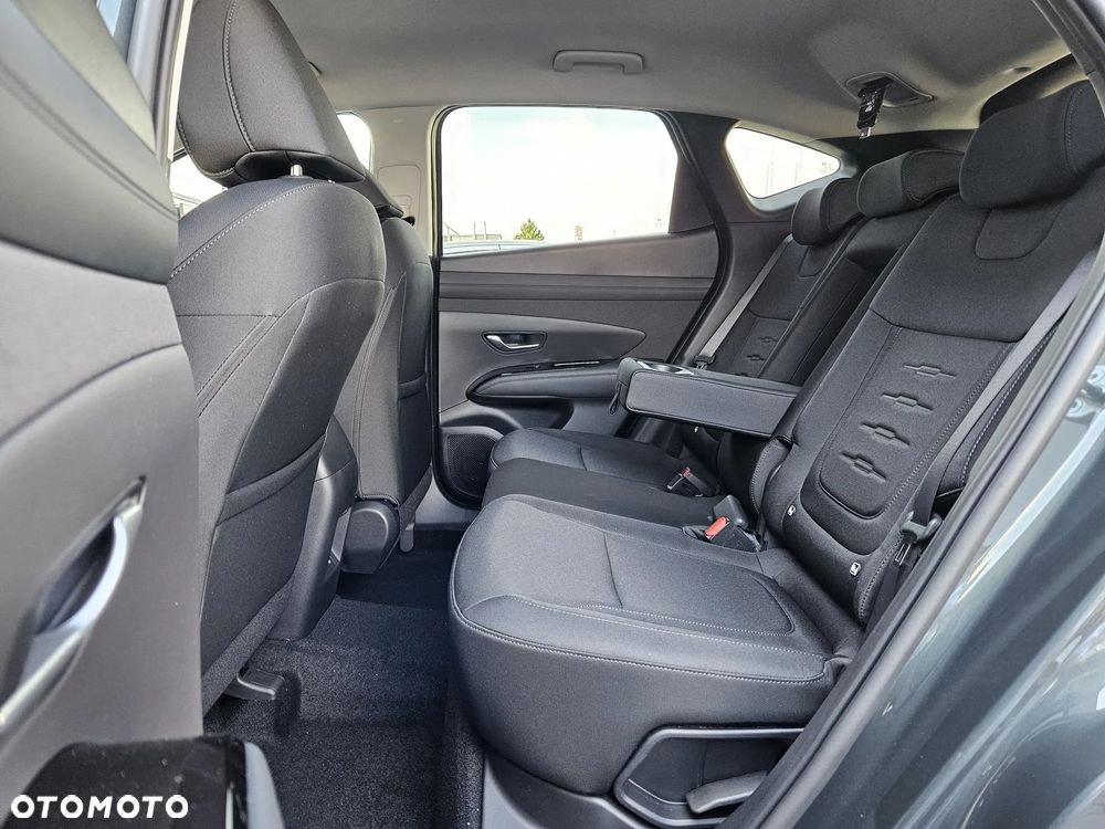 Hyundai Tucson 1.6 T-GDi HEV Smart 4WD - 12