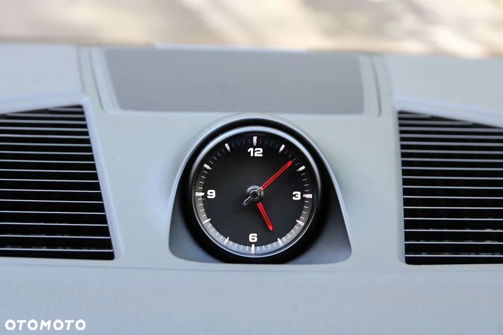 Porsche Cayenne Platinum Edition - 23