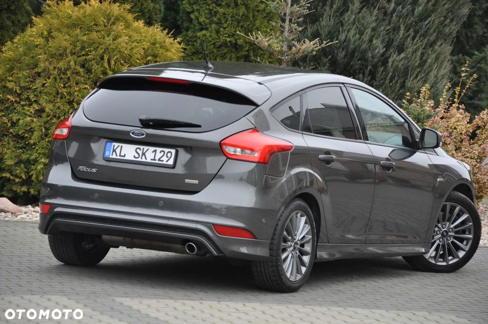 Ford Focus - 21