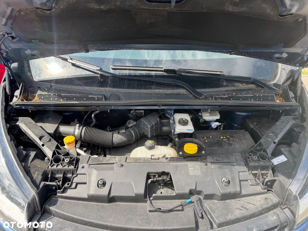 Renault Trafic - 9