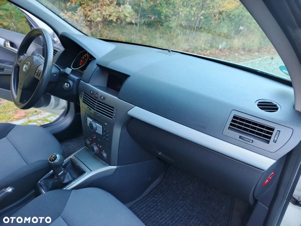Opel Astra - 20